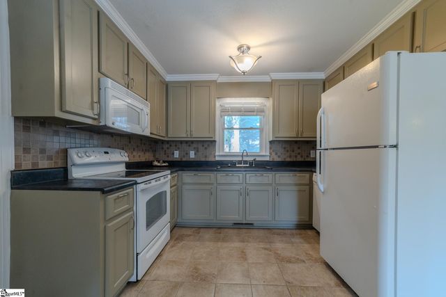 501 Cunningham Road, Taylors, SC 29687