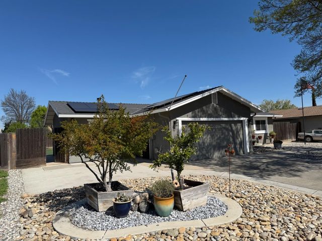 1547 Patchett Dr, Newman, CA 95360