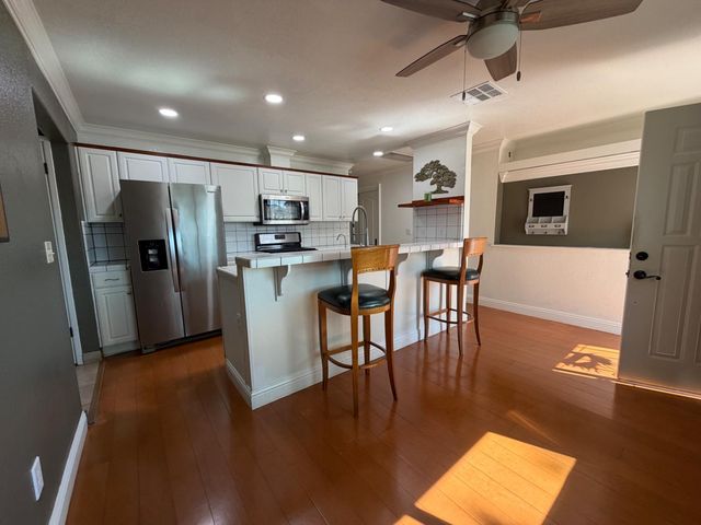 1547 Patchett Dr, Newman, CA 95360