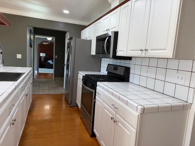 1547 Patchett Dr, Newman, CA 95360