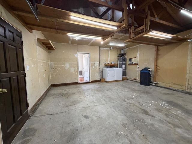 1547 Patchett Dr, Newman, CA 95360