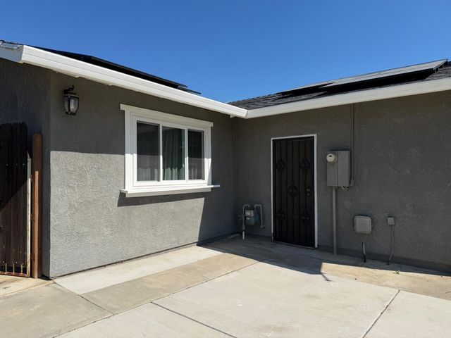 1547 Patchett Dr, Newman, CA 95360