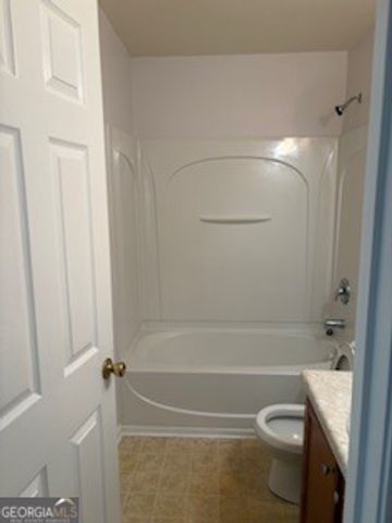 230 Shenandoah Drive, Riverdale, GA 30274