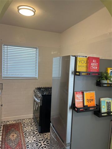 7720 Harding Avenue 8, Miami Beach, FL 33141