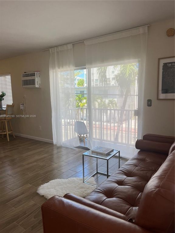 7720 Harding Avenue 8, Miami Beach, FL 33141