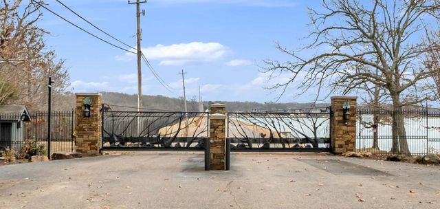 4116 LOCH MEADE DR, Lakeland, TN 38002