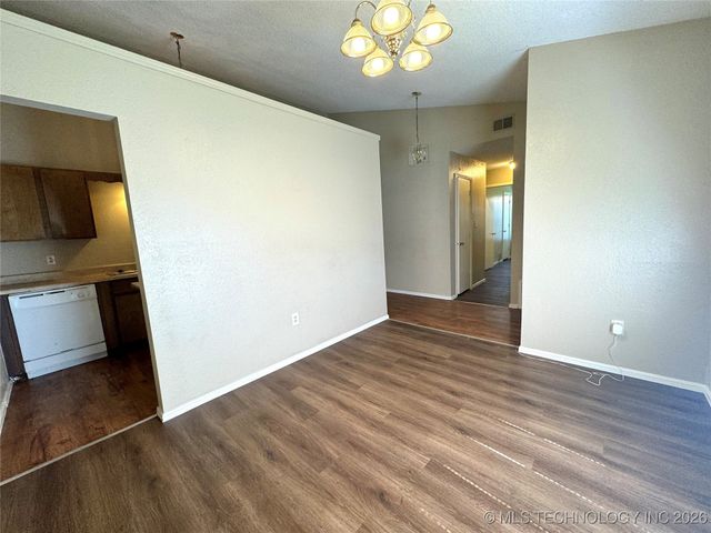 3914 S 125th East Avenue, Tulsa, OK 74146