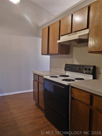 3914 S 125th East Avenue, Tulsa, OK 74146