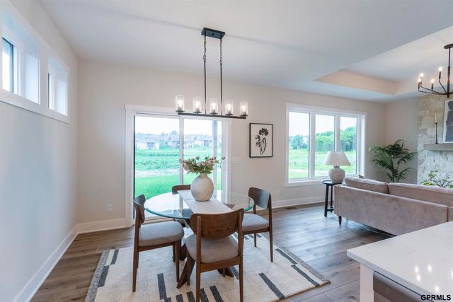 2094 N 182 Avenue Circle, Elkhorn, NE 68022