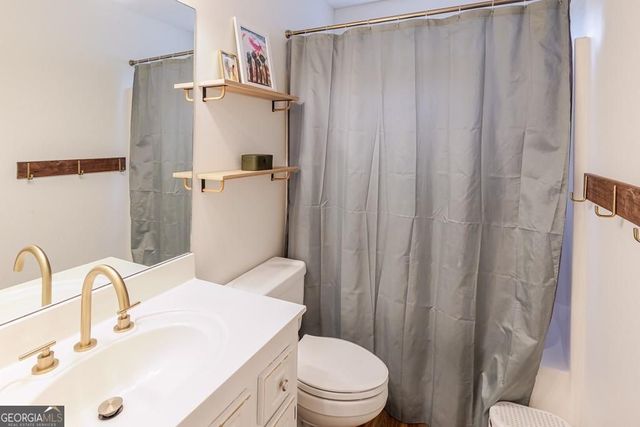 2084 Township Drive, Woodstock, GA 30189