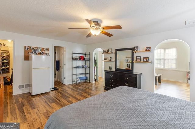 2084 Township Drive, Woodstock, GA 30189