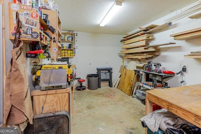 2084 Township Drive, Woodstock, GA 30189