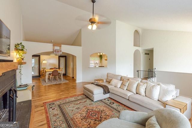 2084 Township Drive, Woodstock, GA 30189