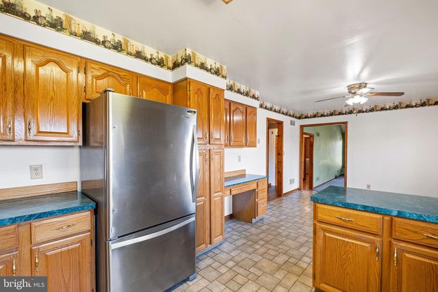 39 LONG DR, Elkton, MD 21921