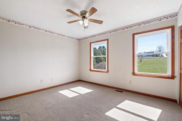 39 LONG DR, Elkton, MD 21921