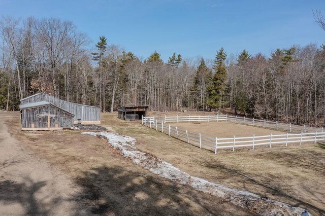 2 Mccrillis Road, Nottingham, NH 03290