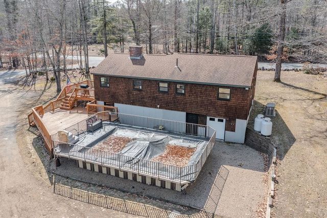 2 Mccrillis Road, Nottingham, NH 03290