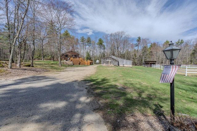 2 Mccrillis Road, Nottingham, NH 03290