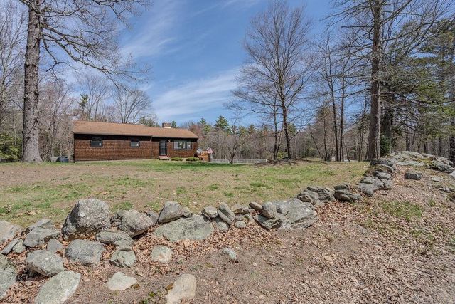 2 Mccrillis Road, Nottingham, NH 03290