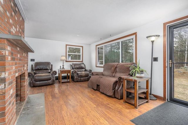 2 Mccrillis Road, Nottingham, NH 03290