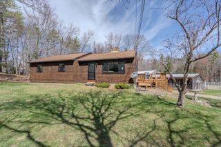 2 Mccrillis Road, Nottingham, NH 03290