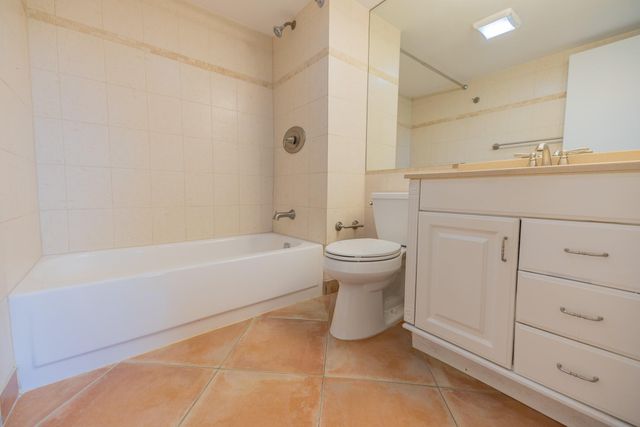 5300 NE 24th Terrace 534c, Fort Lauderdale, FL 33308