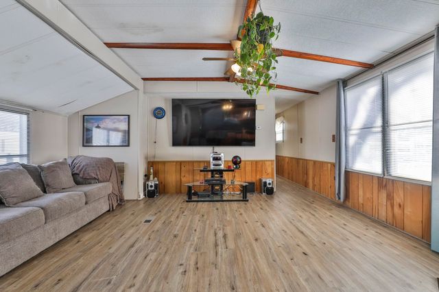 16 Buttonwood Lane, Merrimack, NH 03054