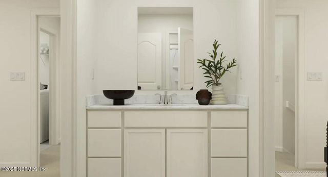 586 AVALON WOODS Lane, Jacksonville, FL 32218