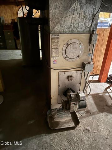 151 S Kingsboro Avenue, Gloversville, NY 12078