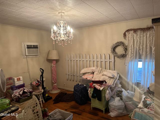 151 S Kingsboro Avenue, Gloversville, NY 12078