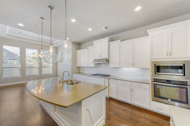 1121 7th Street, Argyle, TX 76226