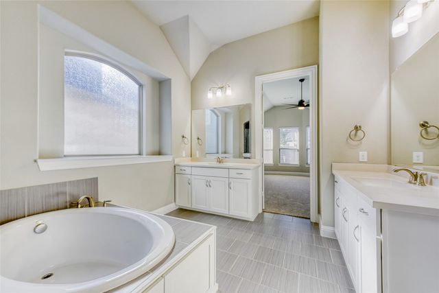 1121 7th Street, Argyle, TX 76226