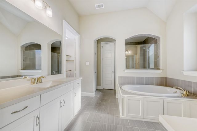 1121 7th Street, Argyle, TX 76226