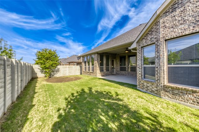 1121 7th Street, Argyle, TX 76226