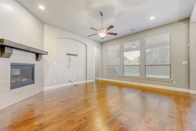 1121 7th Street, Argyle, TX 76226