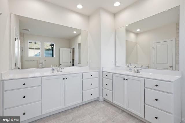 22912 BUBBLING BROOK DR, Brambleton, VA 20148