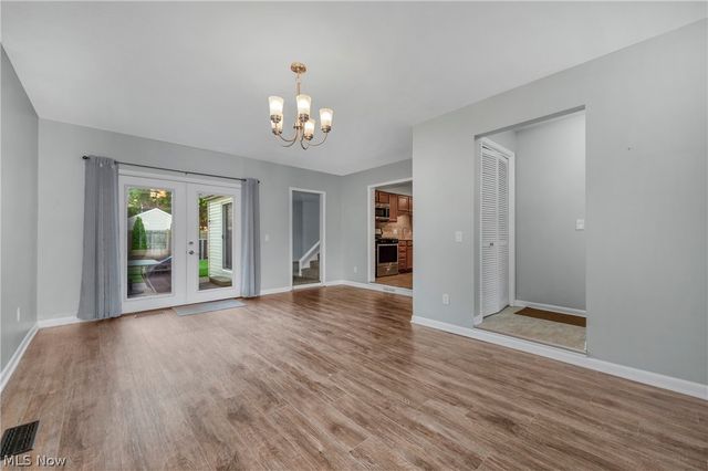 318 Bellaire Road, Avon Lake, OH 44012
