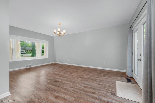 318 Bellaire Road, Avon Lake, OH 44012