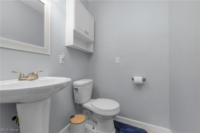 318 Bellaire Road, Avon Lake, OH 44012