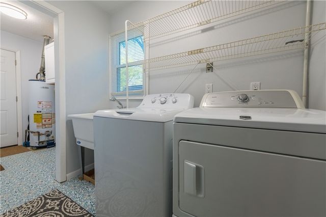 318 Bellaire Road, Avon Lake, OH 44012