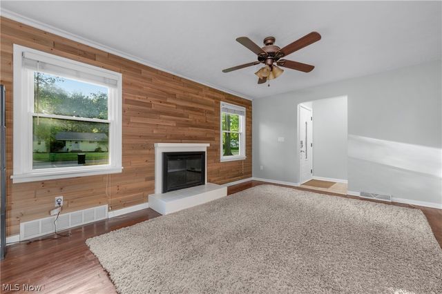 318 Bellaire Road, Avon Lake, OH 44012