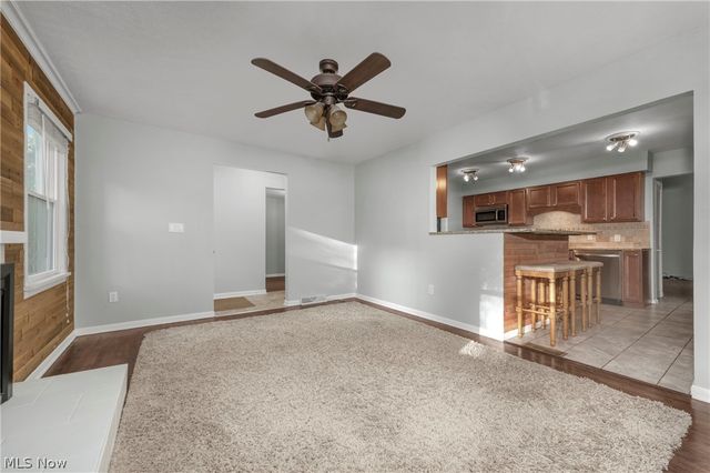 318 Bellaire Road, Avon Lake, OH 44012