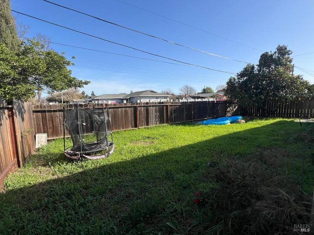 1850 San Juan St, Fairfield, CA 94533