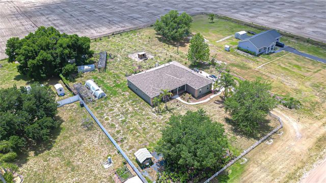 4036 MOORES LAKE ROAD, Dover, FL 33527