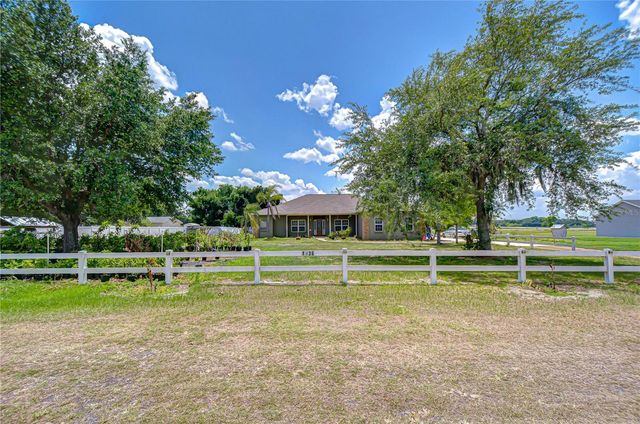 4036 MOORES LAKE ROAD, Dover, FL 33527