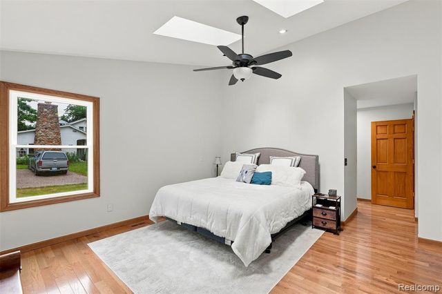 793 N Adams Road, Rochester Hills, MI 48309