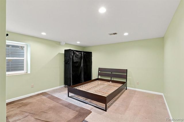 793 N Adams Road, Rochester Hills, MI 48309