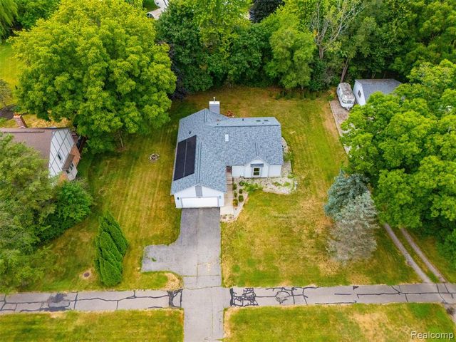 793 N Adams Road, Rochester Hills, MI 48309