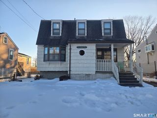 892 Reef Road, Fairfield, CT 06824