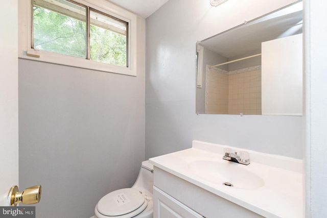 3206 BURBANK LN, Woodbridge, VA 22193